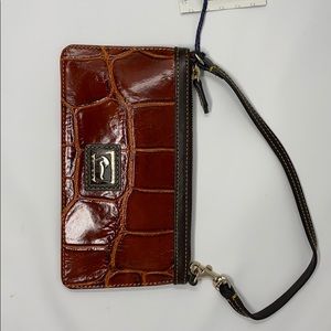 Dooney & Bourke Wristlet NWT